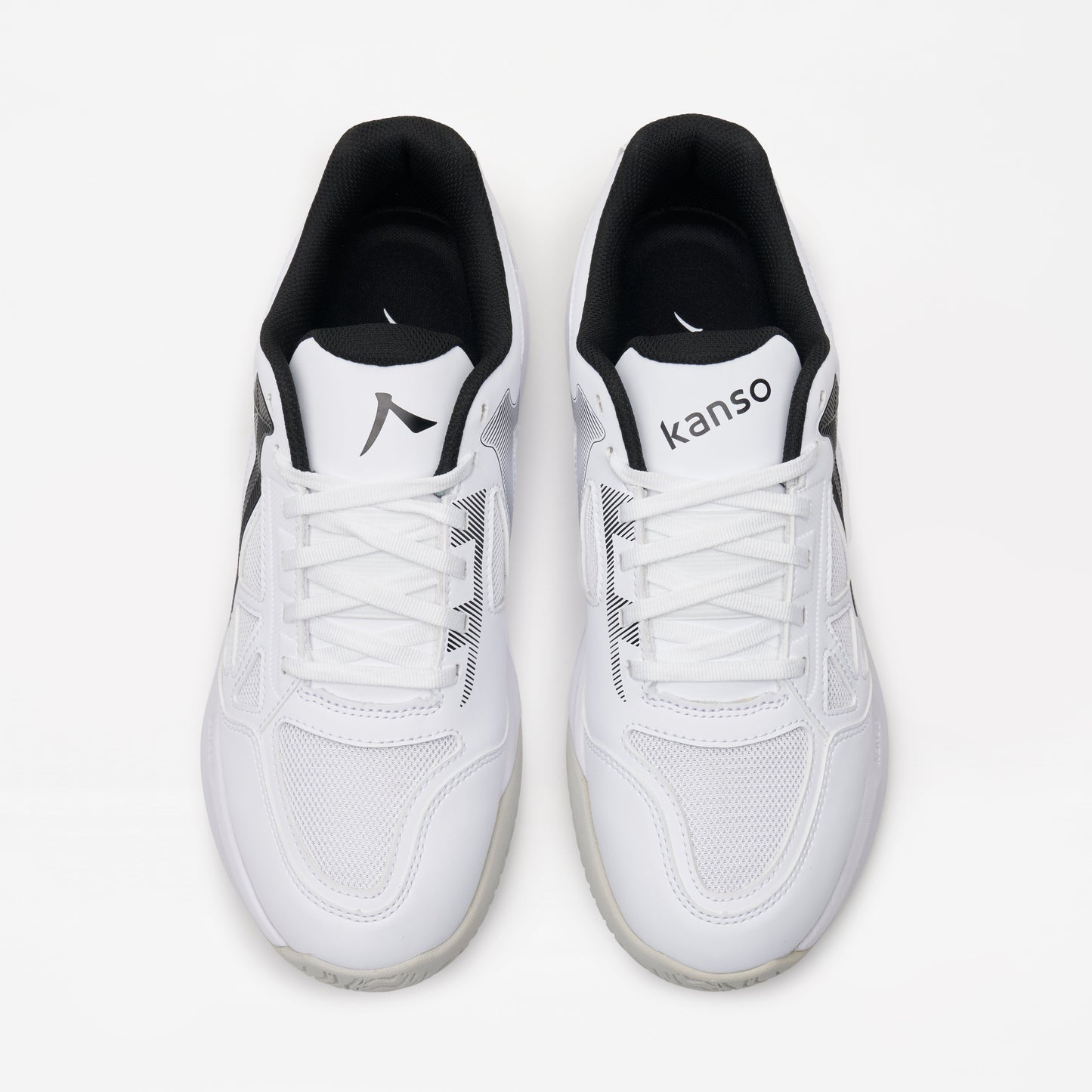 Takumi White/Black